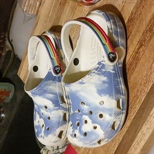 Kids cloud crocs size junior 2